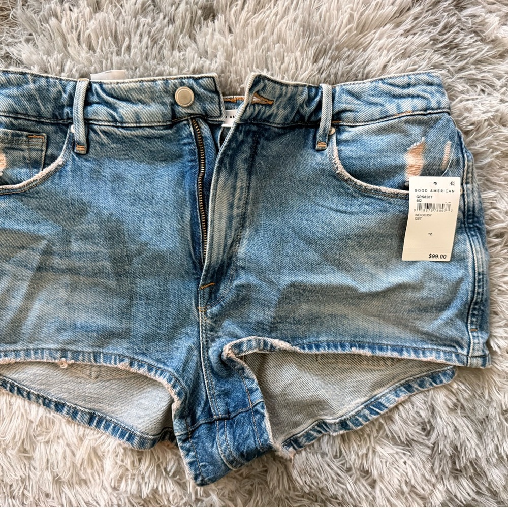 Good American Light Blue Jean Shorts